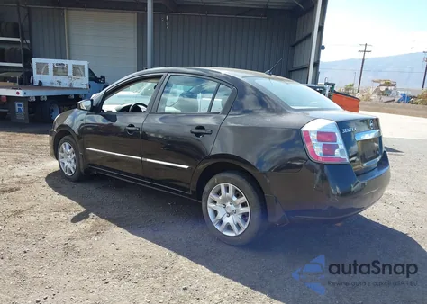 2010 Nissan Sentra 2.0S z USA, uszkodzony, nr VIN 3N1AB6AP7AL668754